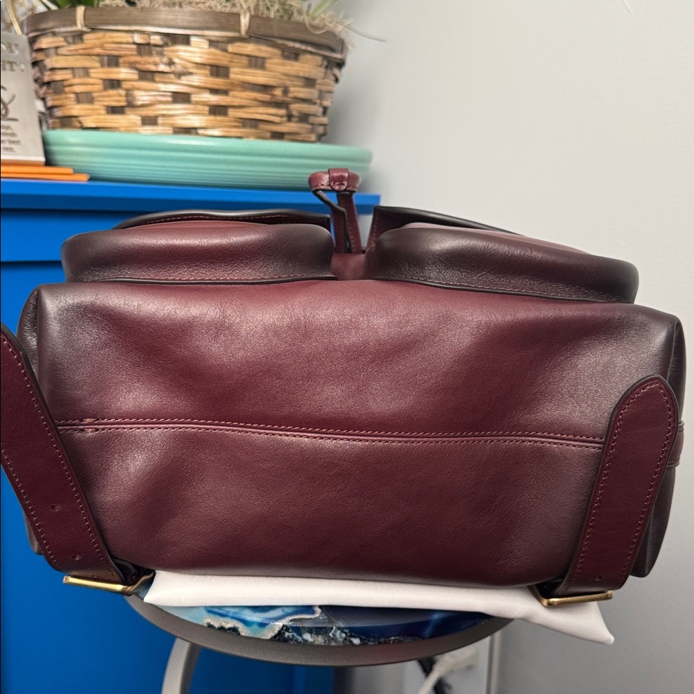 Coach Crosby Backpack 28 - Picture 3 of 14